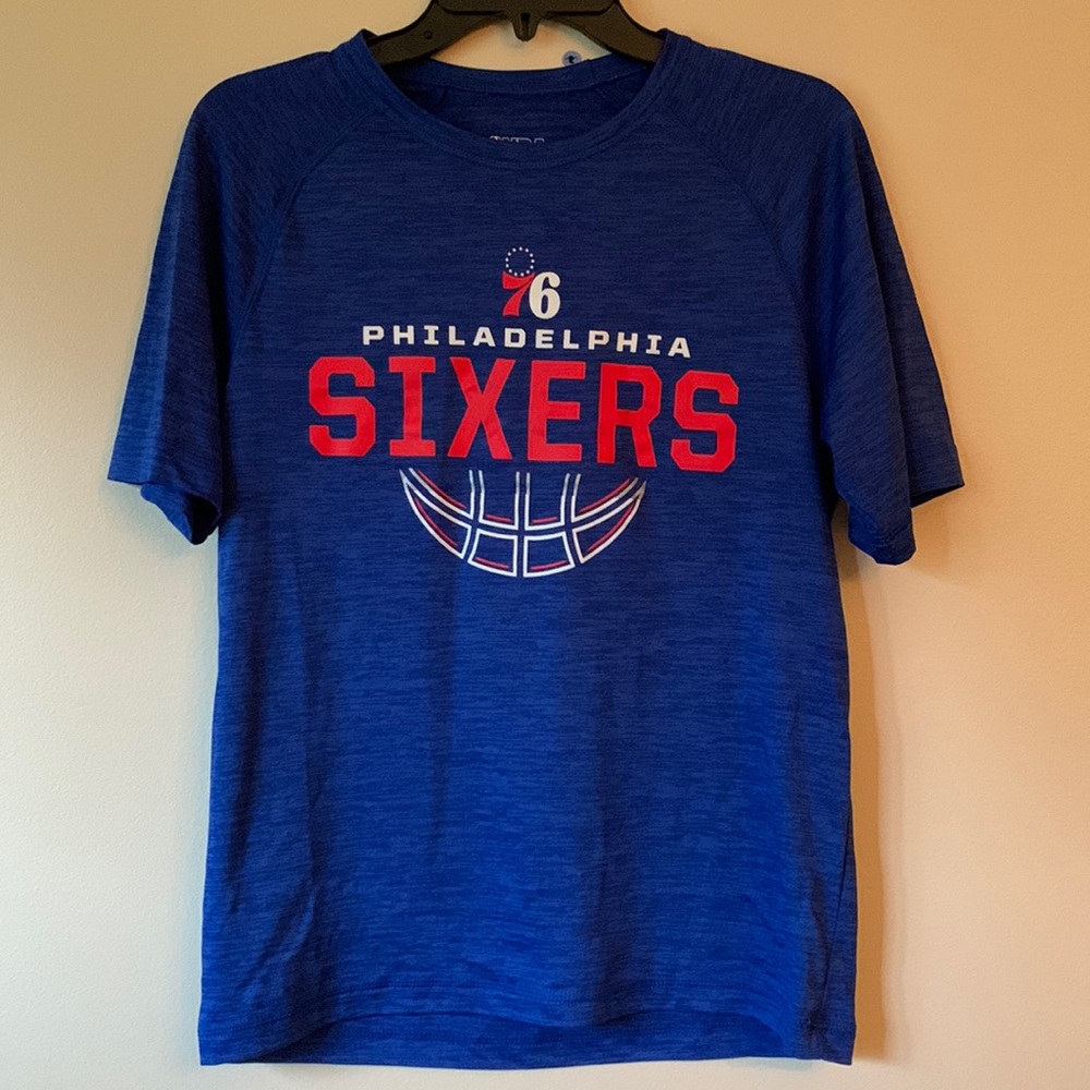 Sixers T-shirt
